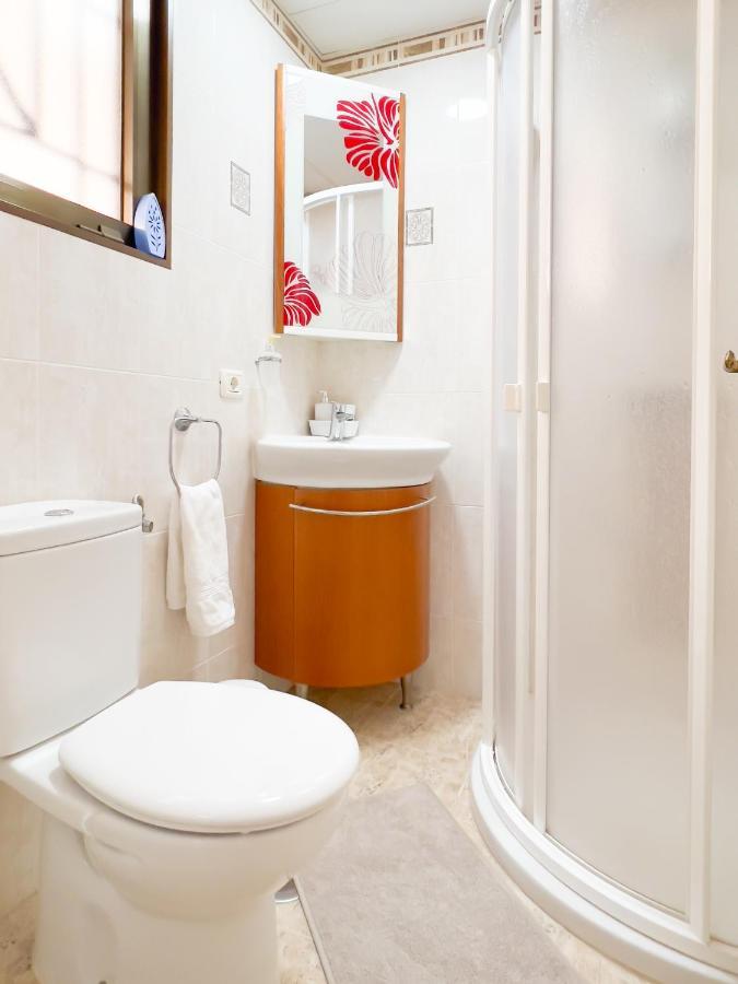 Korallia Guesthouse Castle Harbour Los Cristianos  Luaran gambar